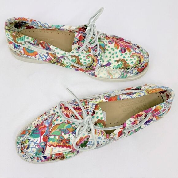 Sebago Colorful Canvas Dockside Deck Shoes in Grand Bazaar Print - Picture 7 of 15